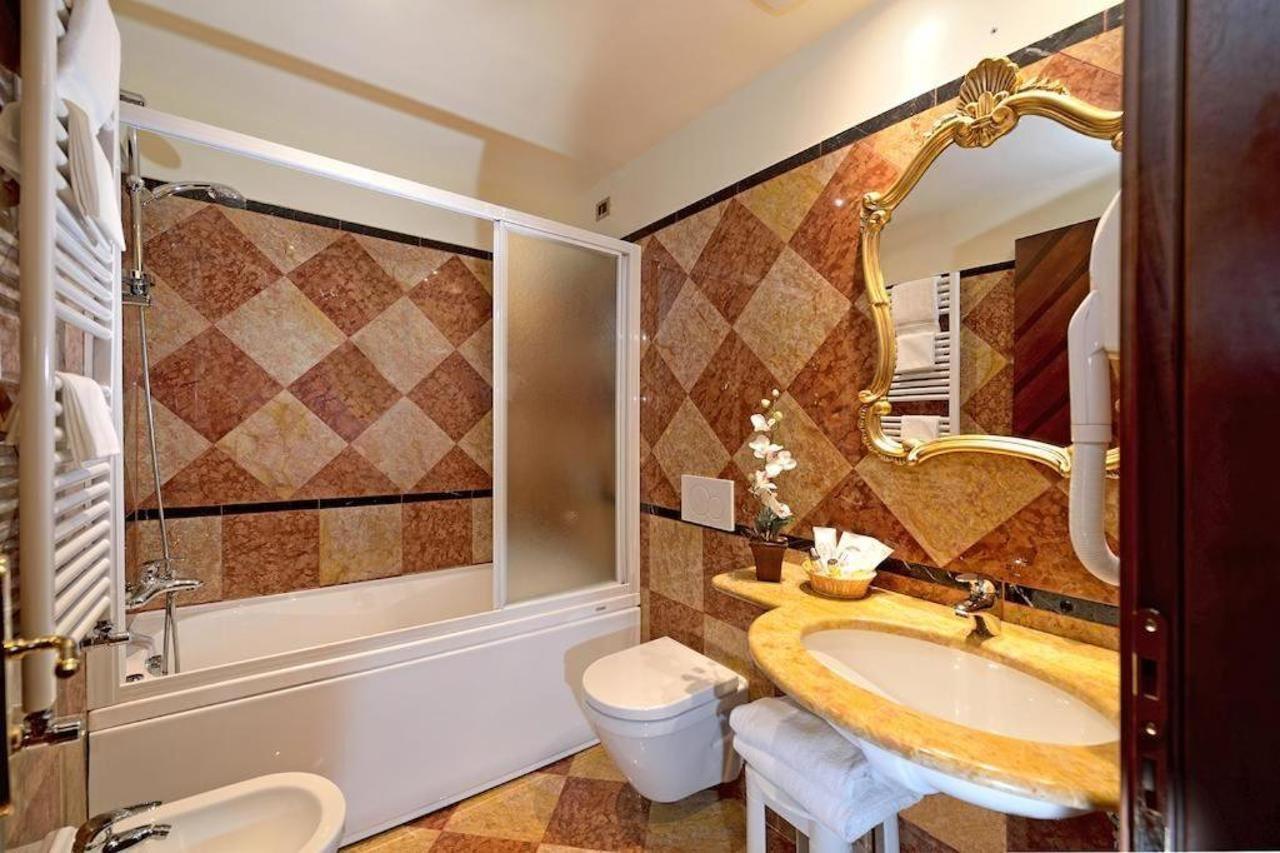 Hotel Lux Venice Luaran gambar