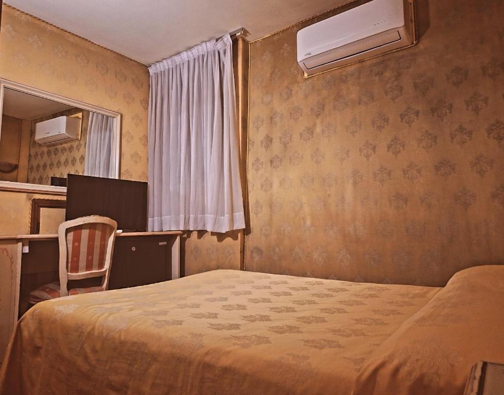 Hotel Lux Venice Luaran gambar