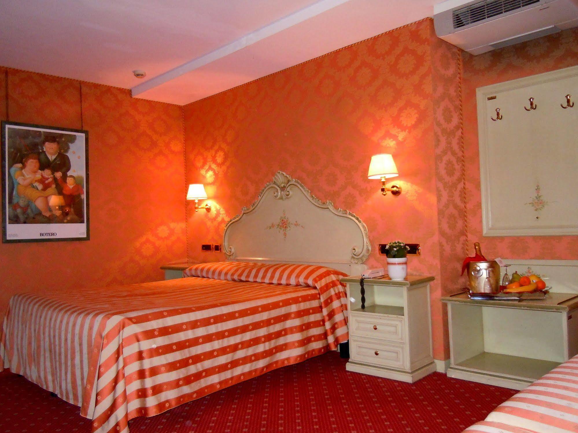 Hotel Lux Venice Luaran gambar
